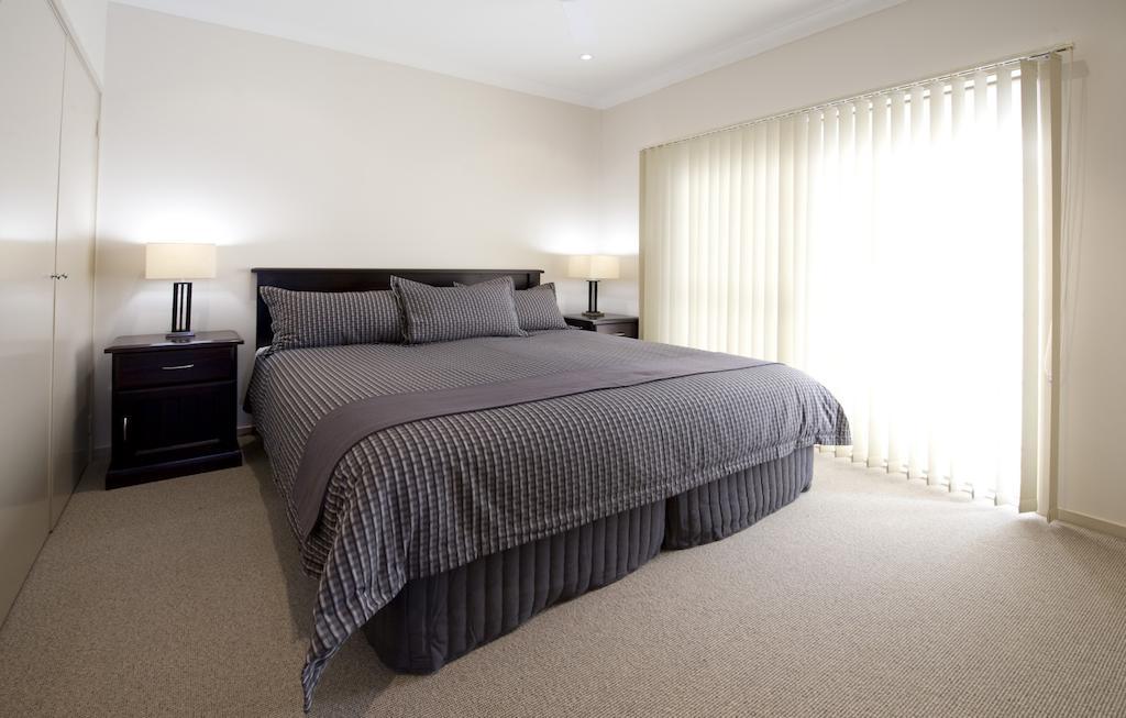 Dolphin Shores Винсентия Экстерьер фото