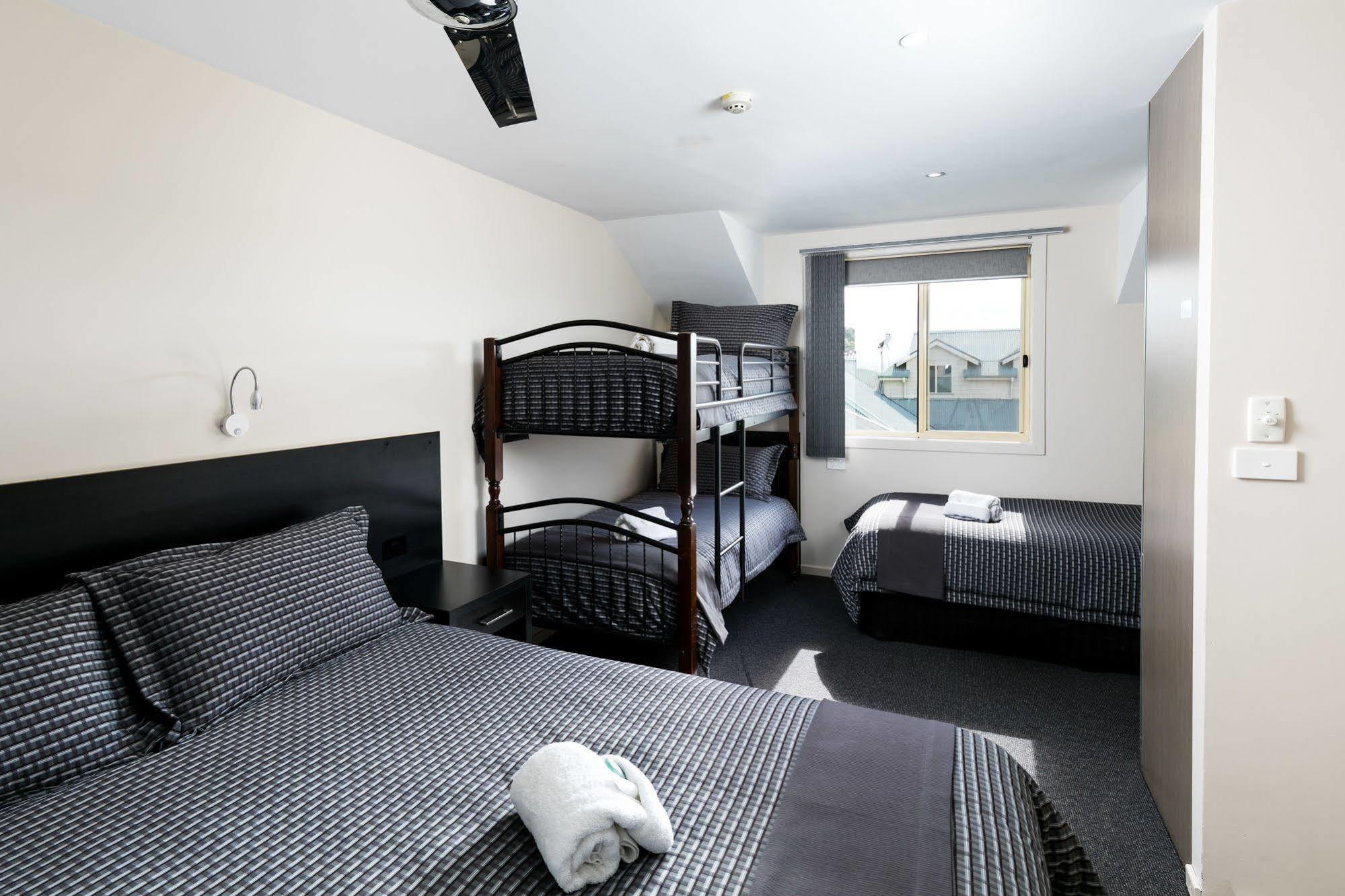 Dolphin Shores Винсентия Экстерьер фото